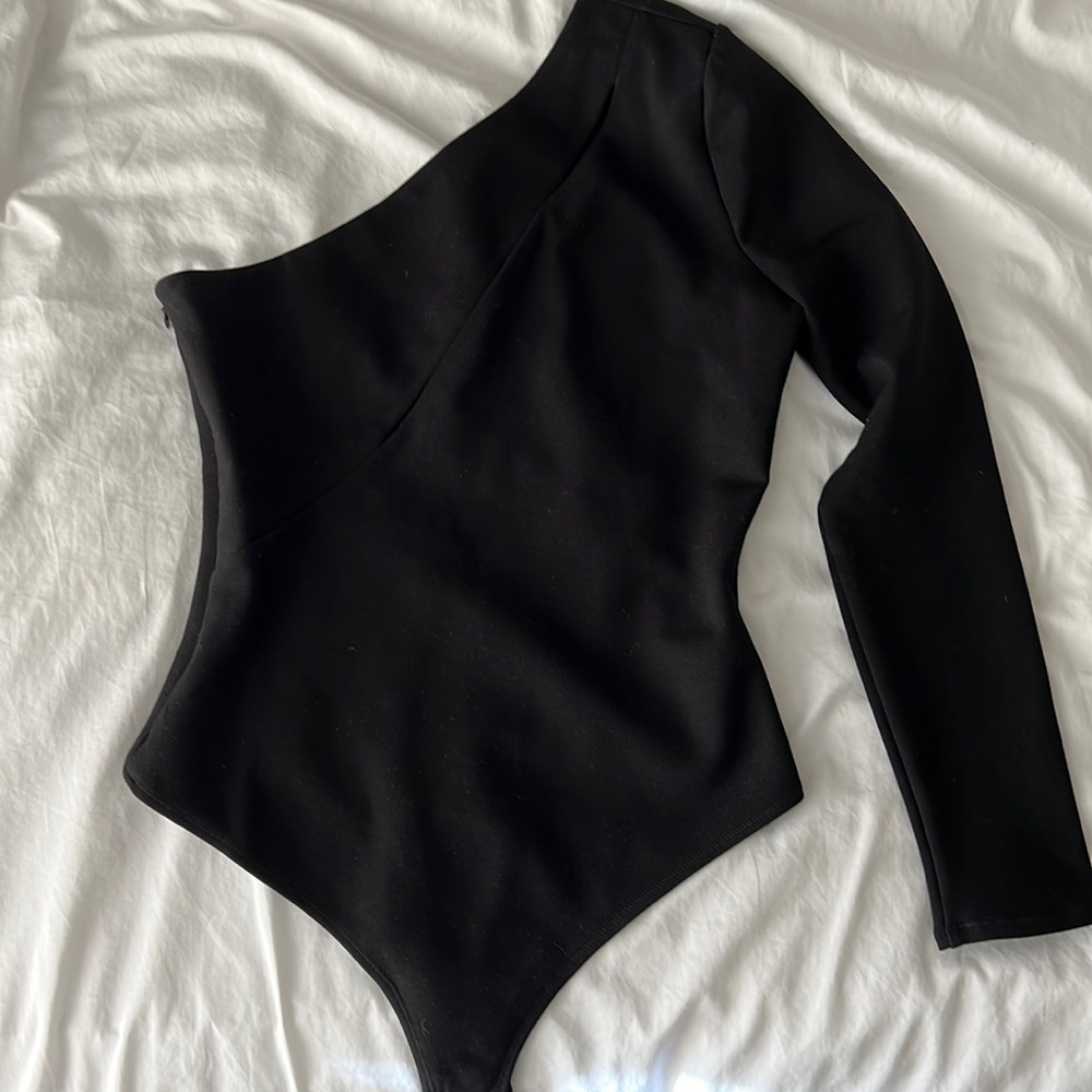 NBD Aaliyah black bodysuit